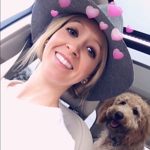 Meet your Posher, Anna